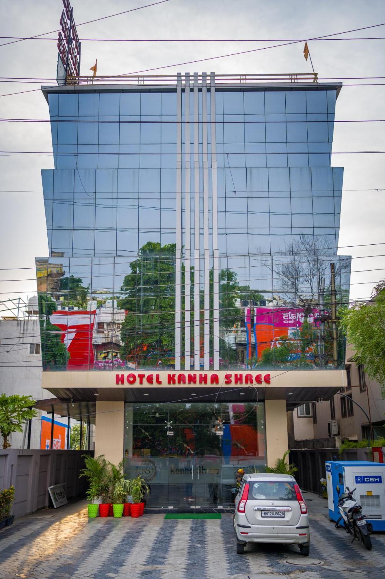 Hotel Kanha Shree By Cosmos Green Indore Esterno foto